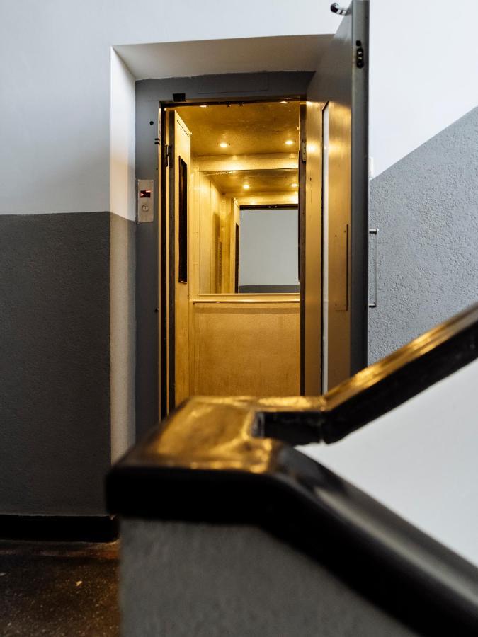 Sunny 2Br Flat - Top Location - Amazing Balcony ブカレスト エクステリア 写真