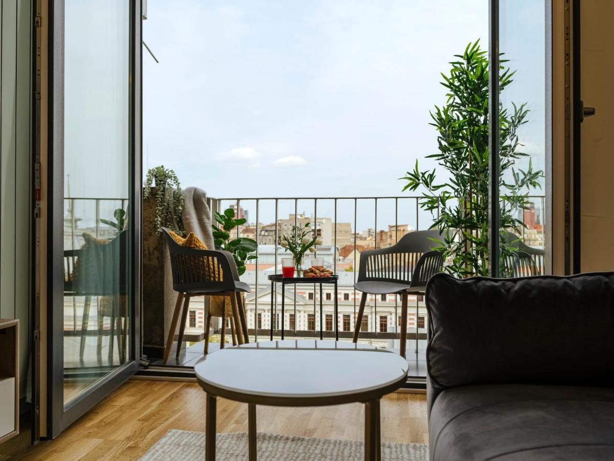 Sunny 2Br Flat - Top Location - Amazing Balcony ブカレスト エクステリア 写真