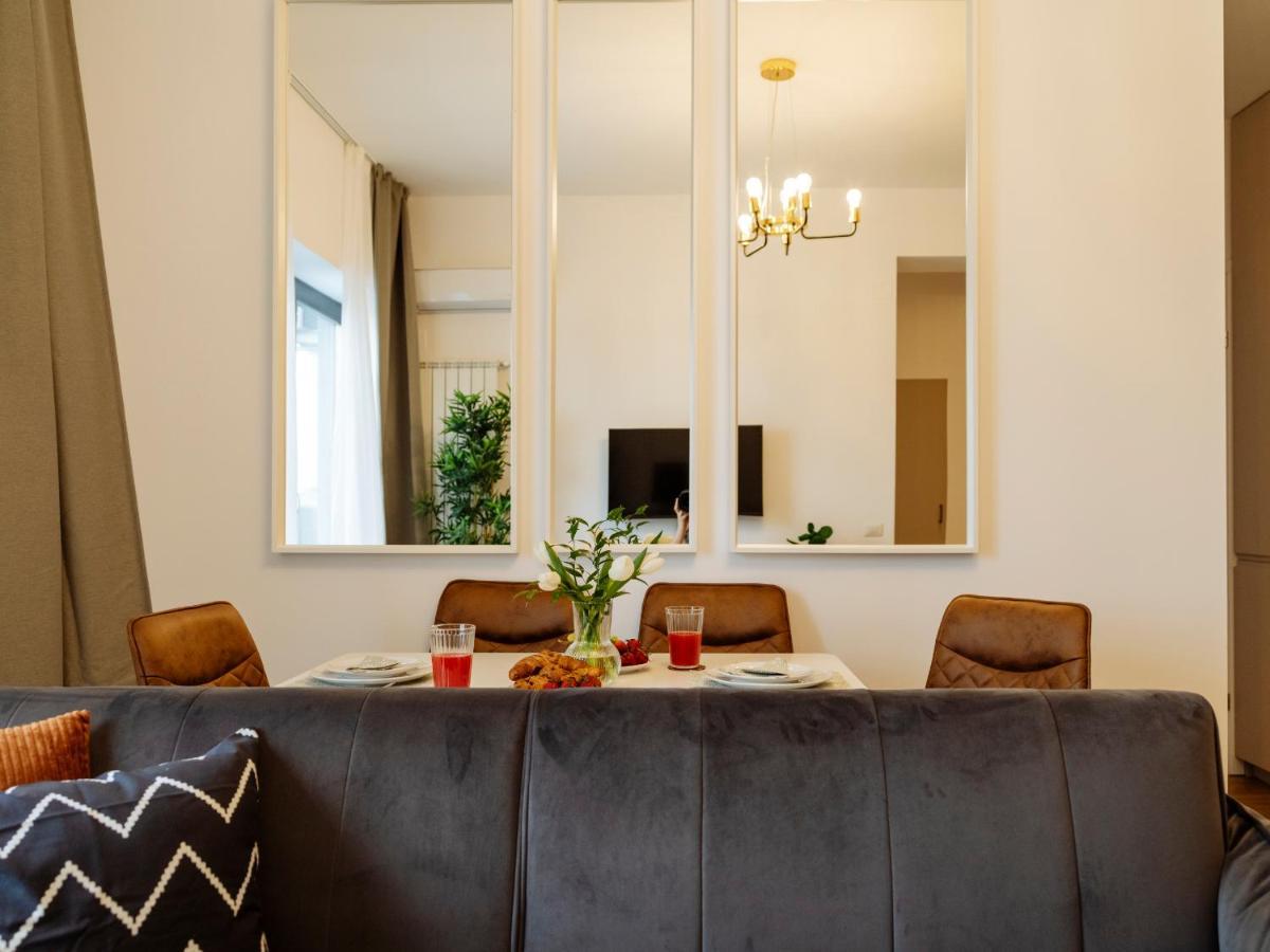 Sunny 2Br Flat - Top Location - Amazing Balcony ブカレスト エクステリア 写真