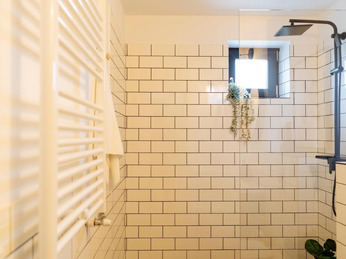 Sunny 2Br Flat - Top Location - Amazing Balcony ブカレスト エクステリア 写真