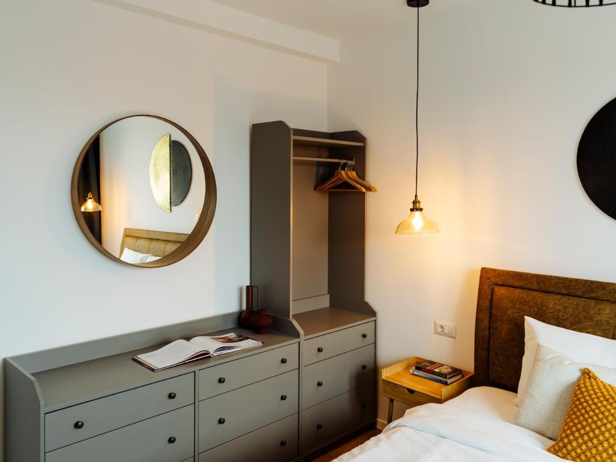 Sunny 2Br Flat - Top Location - Amazing Balcony ブカレスト エクステリア 写真